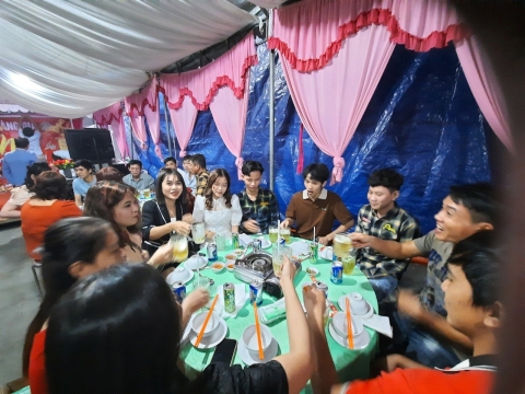 Tất Niên CÔNG TY PHÚC LỘC HOÀNG GIA